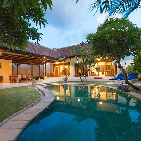 Bali Royal Heritage Villa Seminyak Zewnętrze zdjęcie